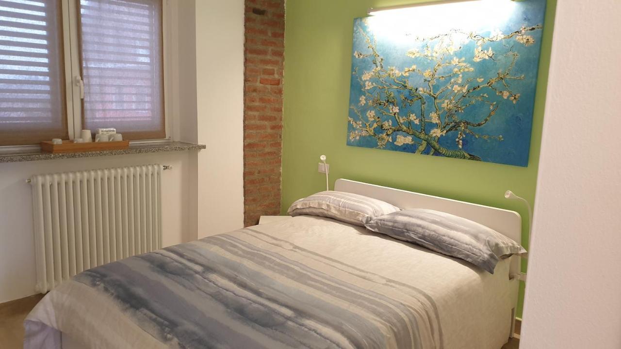 La Tana Dei Corgi Bed & Breakfast Moncrivello Room photo