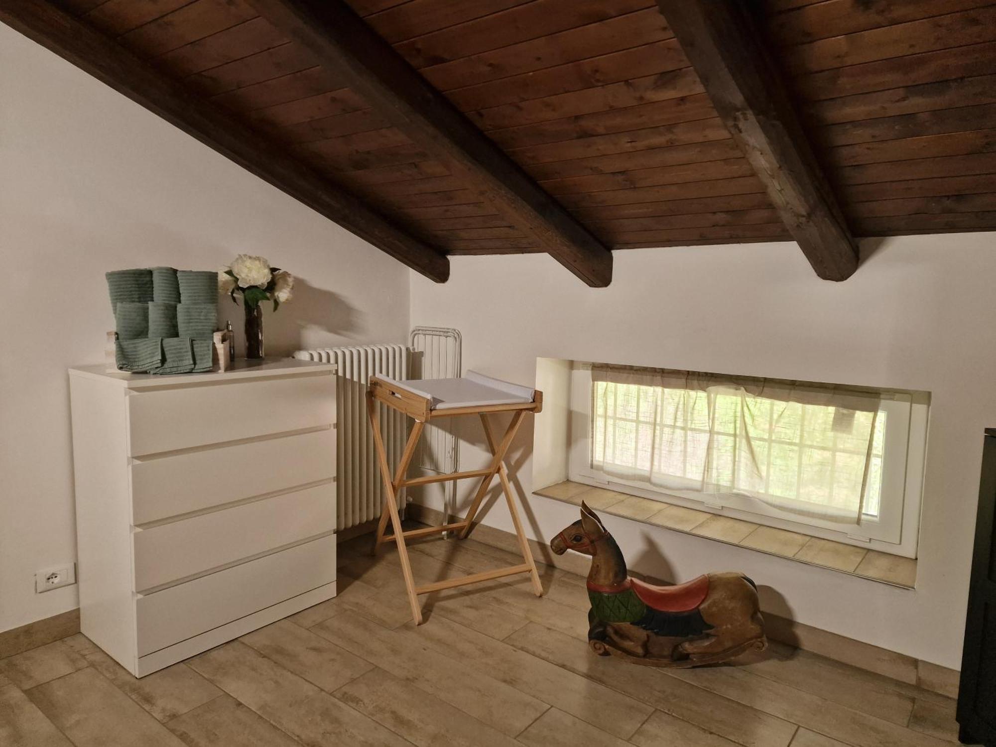 La Tana Dei Corgi Bed & Breakfast Moncrivello Exterior photo